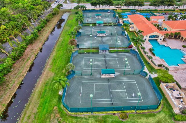 11572 Spring Oak Avenue, Boynton Beach, FL 33437