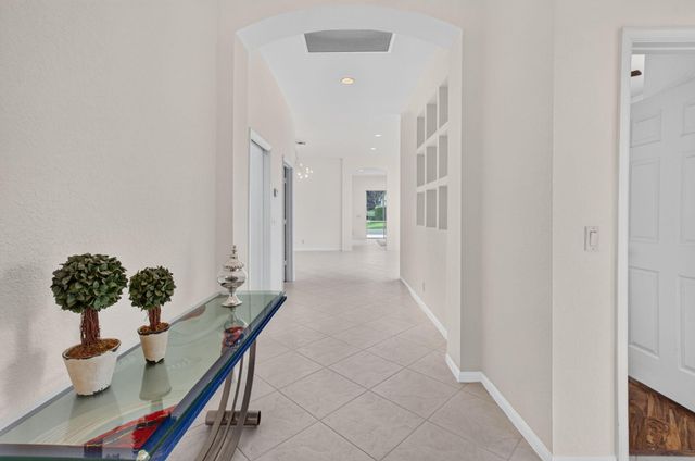 11572 Spring Oak Avenue, Boynton Beach, FL 33437