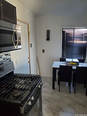 2343 Burnet, San Antonio, TX 78202