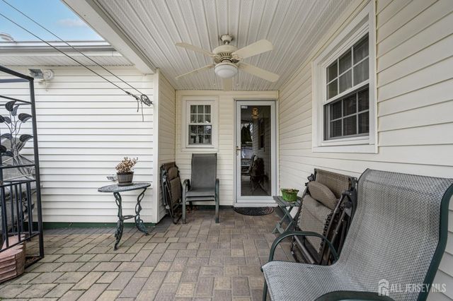 48 Wildwood Avenue, Fords, NJ 08863