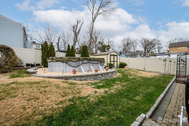 48 Wildwood Avenue, Fords, NJ 08863