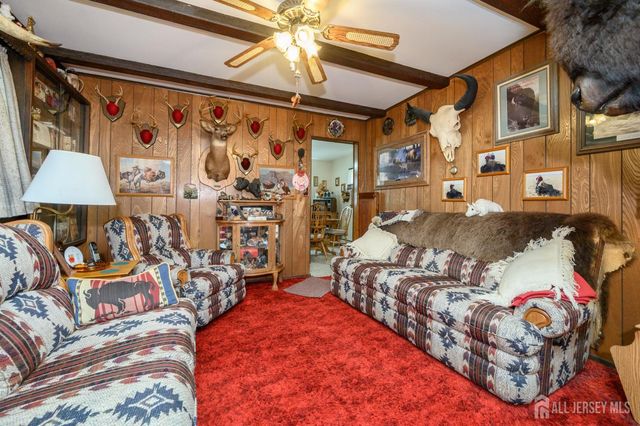 48 Wildwood Avenue, Fords, NJ 08863