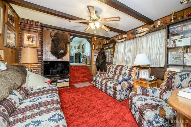 48 Wildwood Avenue, Fords, NJ 08863