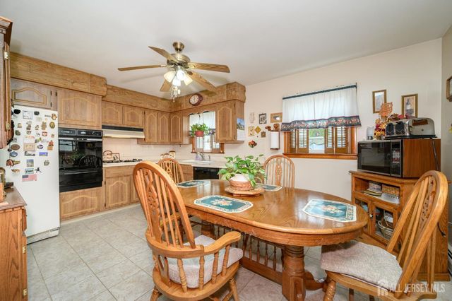 48 Wildwood Avenue, Fords, NJ 08863