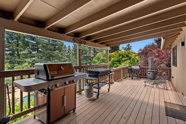 11401 Valley Oak Dr, Oakdale, CA 95361