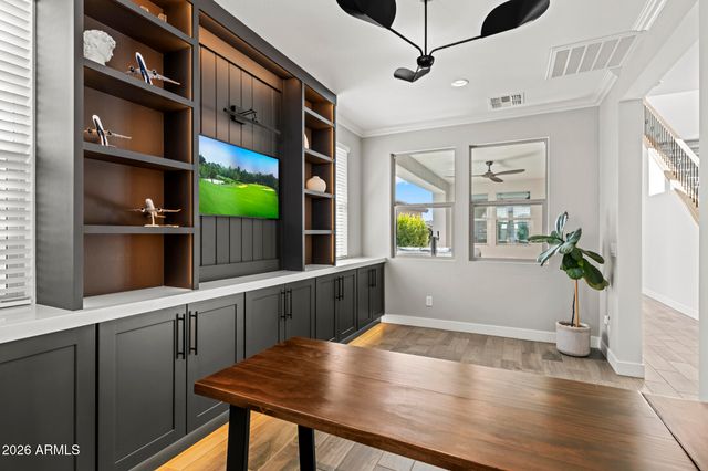 17197 W MIDDLEBURY Street, Surprise, AZ 85388
