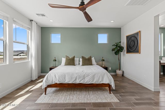 17197 W MIDDLEBURY Street, Surprise, AZ 85388