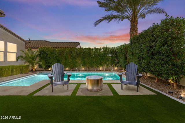 17197 W MIDDLEBURY Street, Surprise, AZ 85388