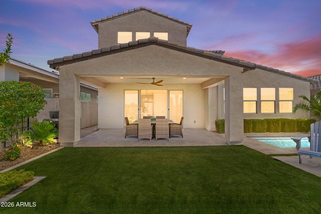 17197 W MIDDLEBURY Street, Surprise, AZ 85388