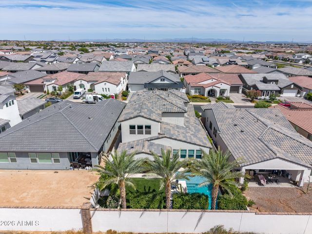 17197 W MIDDLEBURY Street, Surprise, AZ 85388