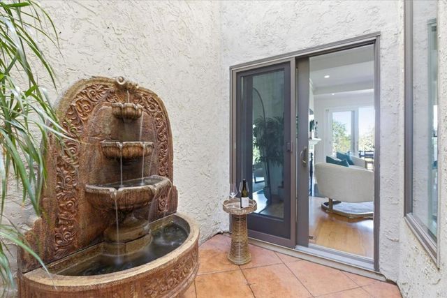 206 Sand Hill Circle, Menlo Park, CA 94025