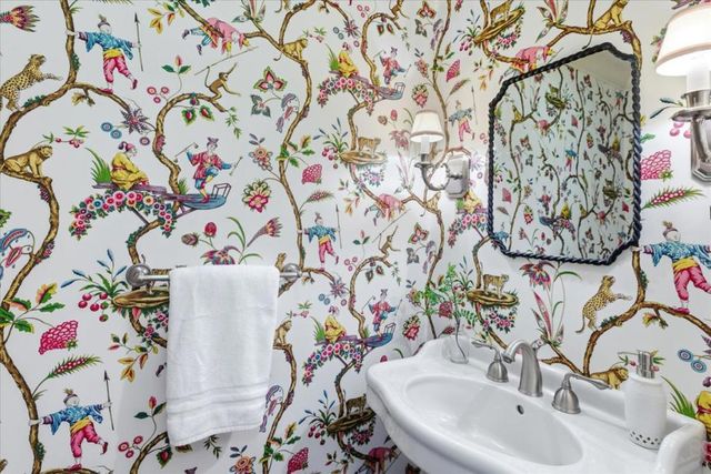 206 Sand Hill Circle, Menlo Park, CA 94025