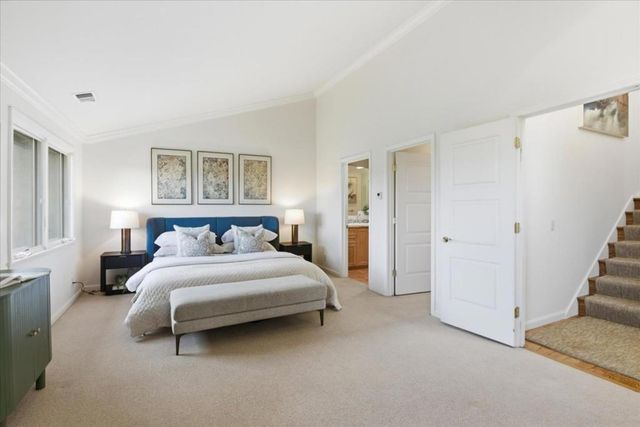 206 Sand Hill Circle, Menlo Park, CA 94025