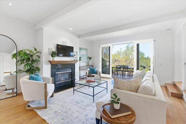 206 Sand Hill Circle, Menlo Park, CA 94025