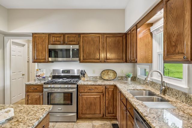 1067 Holly Tree Farms Rd, Brentwood, TN 37027