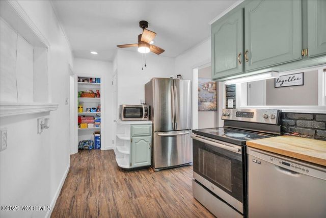 7 Richmond Avenue, Lumberton, NJ 08048