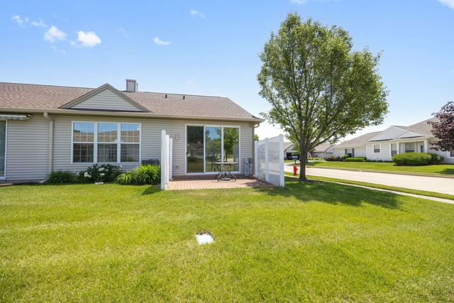 13634 Penefield Lane, Huntley, IL 60142