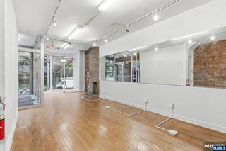 15 Warren Street, Newark, NJ 07102