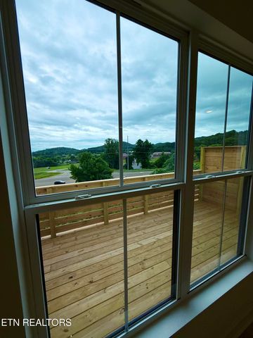 8706 Chapman Trace Way, Knoxville, TN 37920