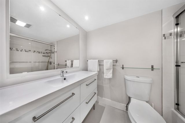 4030 W Palm Aire Drive 406, Pompano Beach, FL 33069