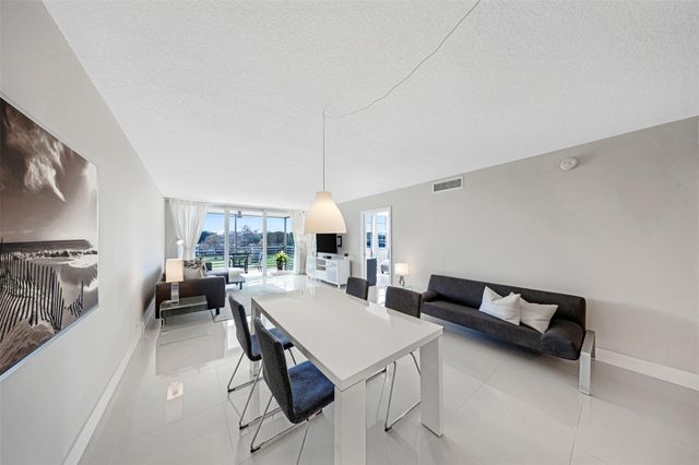 4030 W Palm Aire Drive 406, Pompano Beach, FL 33069