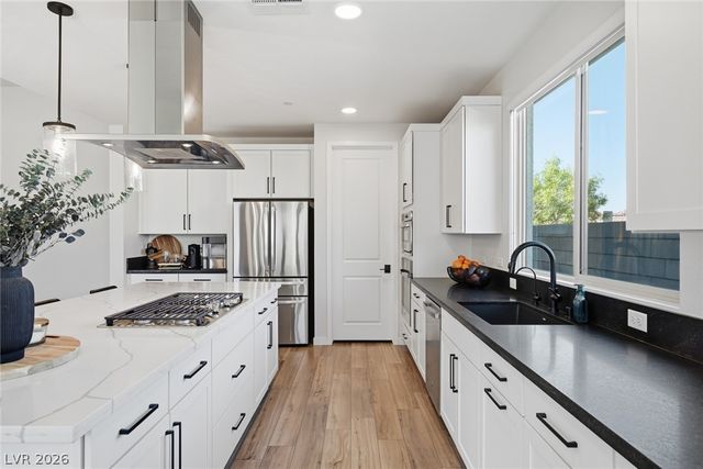10253 Barnett Hill Court, Las Vegas, NV 89166