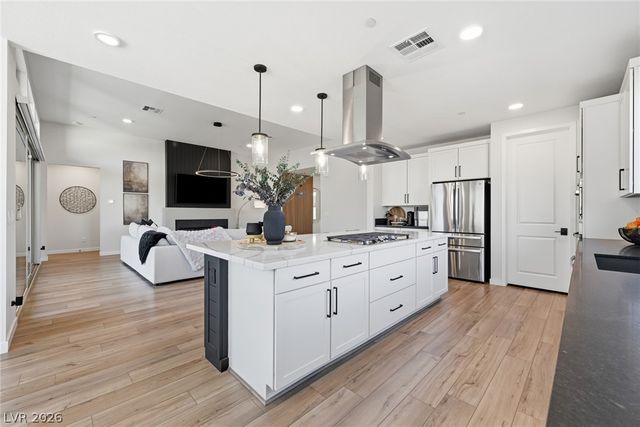 10253 Barnett Hill Court, Las Vegas, NV 89166