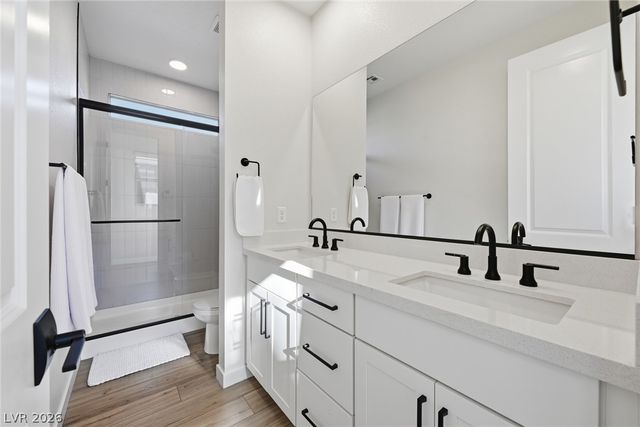 10253 Barnett Hill Court, Las Vegas, NV 89166
