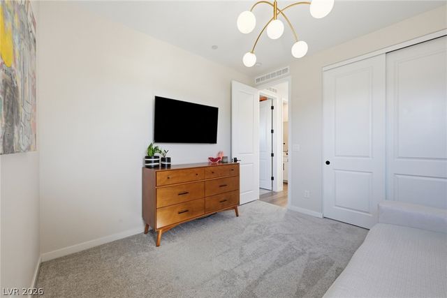 10253 Barnett Hill Court, Las Vegas, NV 89166