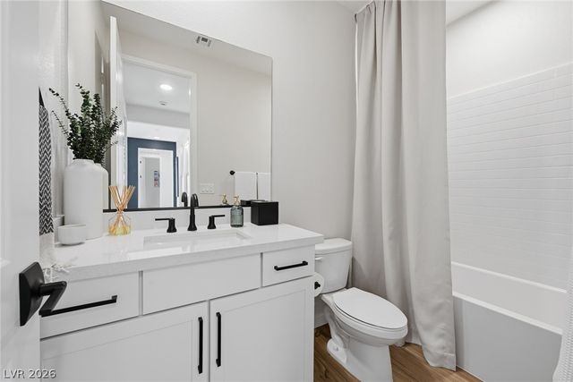 10253 Barnett Hill Court, Las Vegas, NV 89166