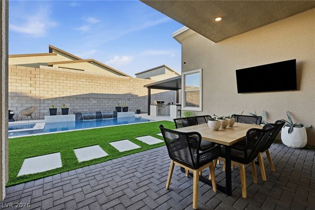10253 Barnett Hill Court, Las Vegas, NV 89166