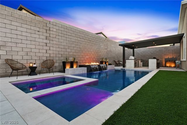 10253 Barnett Hill Court, Las Vegas, NV 89166