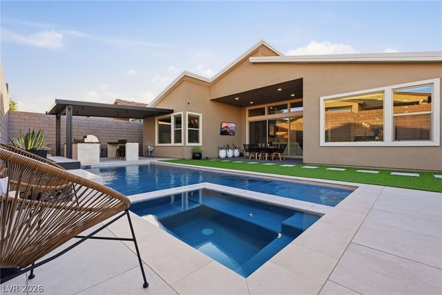 10253 Barnett Hill Court, Las Vegas, NV 89166