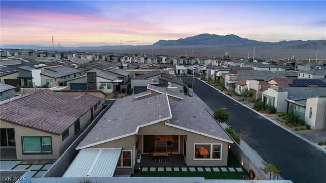 10253 Barnett Hill Court, Las Vegas, NV 89166