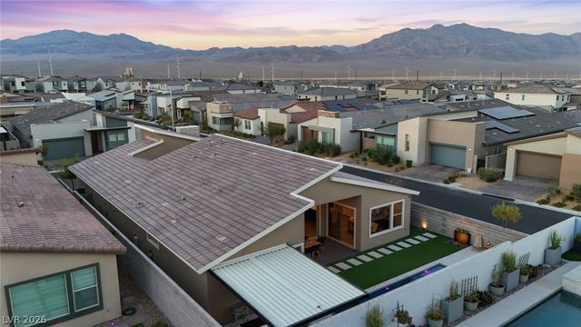 10253 Barnett Hill Court, Las Vegas, NV 89166