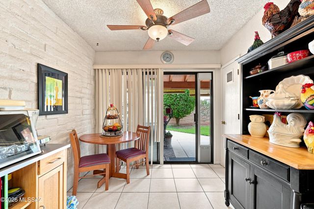 9267 E Desert Sands Lane, Tucson, AZ 85710
