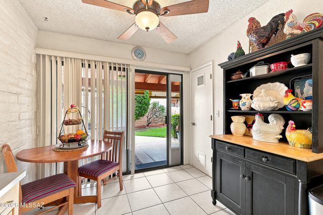 9267 E Desert Sands Lane, Tucson, AZ 85710