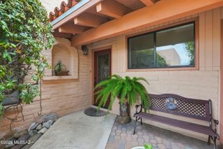 9267 E Desert Sands Lane, Tucson, AZ 85710