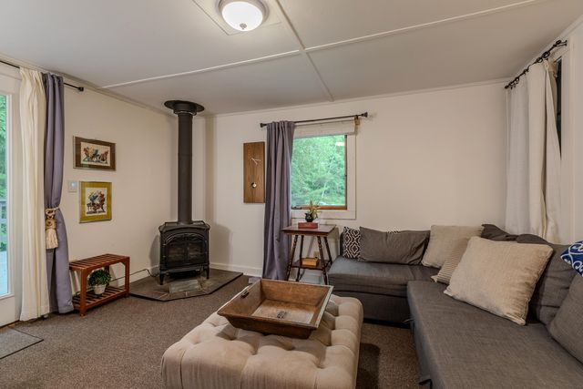 1161 Little Pond Road, Londonderry, VT 05148