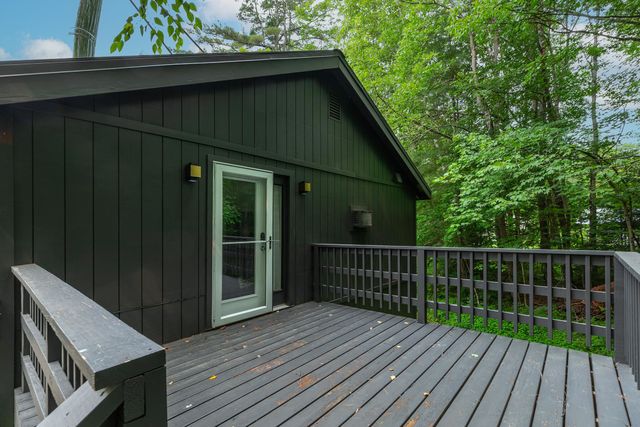 1161 Little Pond Road, Londonderry, VT 05148