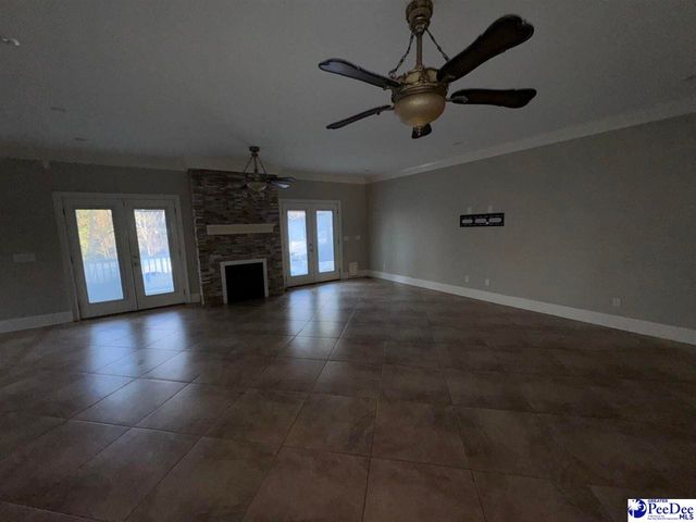 654 N Beaverdam Dr, Florence, SC 29501