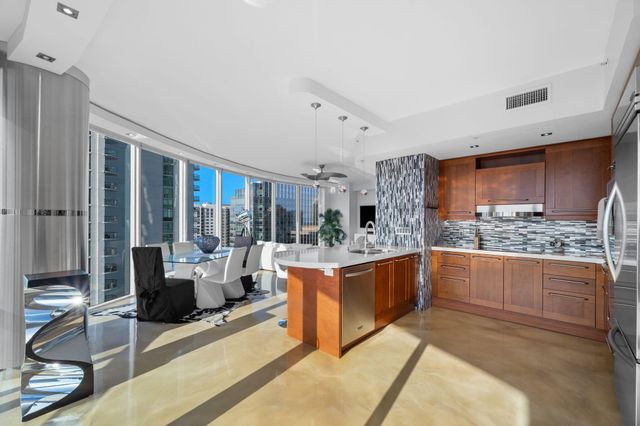 333 Las Olas Way 2702, Fort Lauderdale, FL 33301