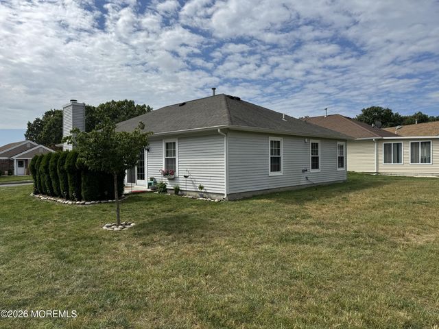 2 Dove Tree Court, Barnegat, NJ 08005