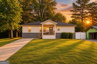 1639 Bridgeport Drive NW, Atlanta, GA 30318