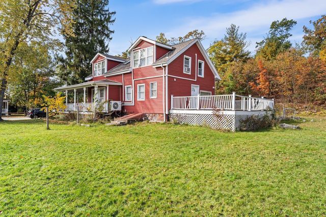 27 Park Pl, Attleboro, MA 02703