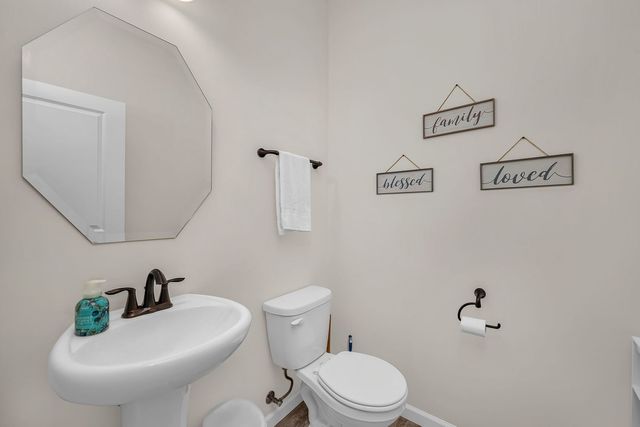 13008 Timber Wood Circle, Plainfield, IL 60585