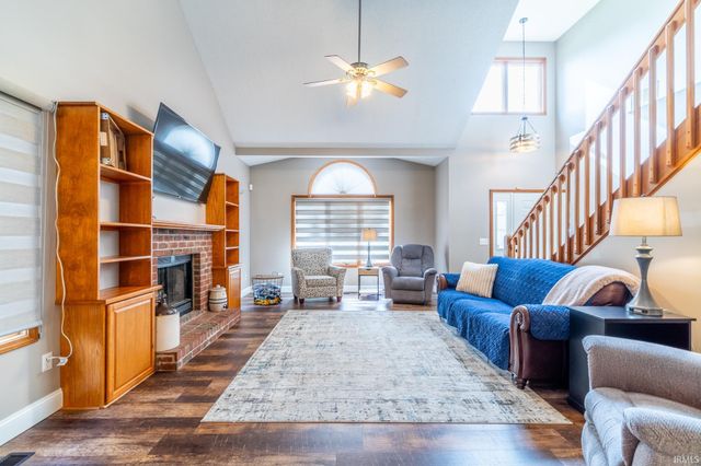 4015 Woodfield Run, New Haven, IN 46774