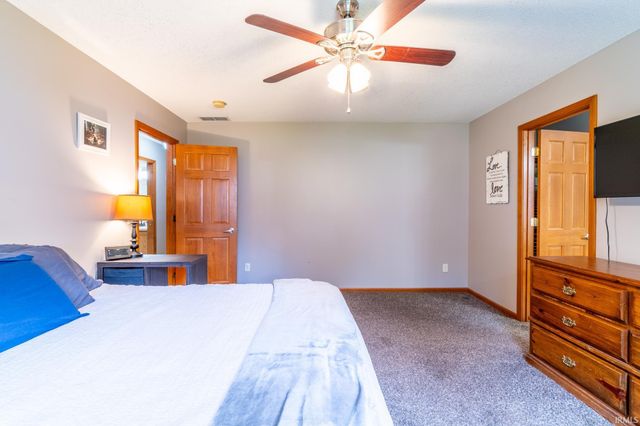 4015 Woodfield Run, New Haven, IN 46774