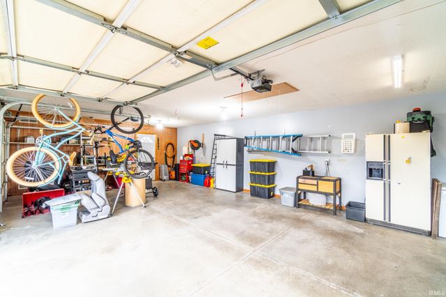 4015 Woodfield Run, New Haven, IN 46774