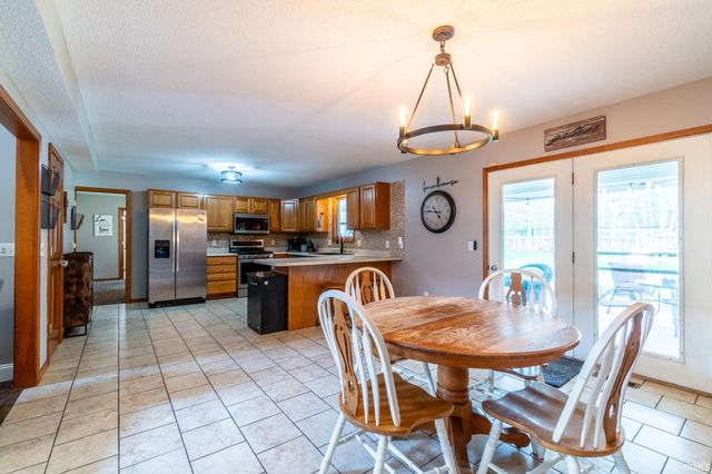 4015 Woodfield Run, New Haven, IN 46774